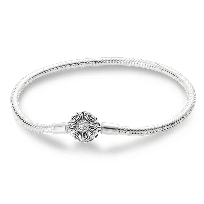 925 silver bracelet display on white background.